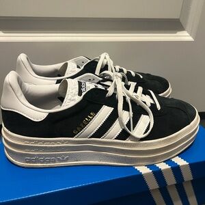 GAZELLE BOLD SHOES